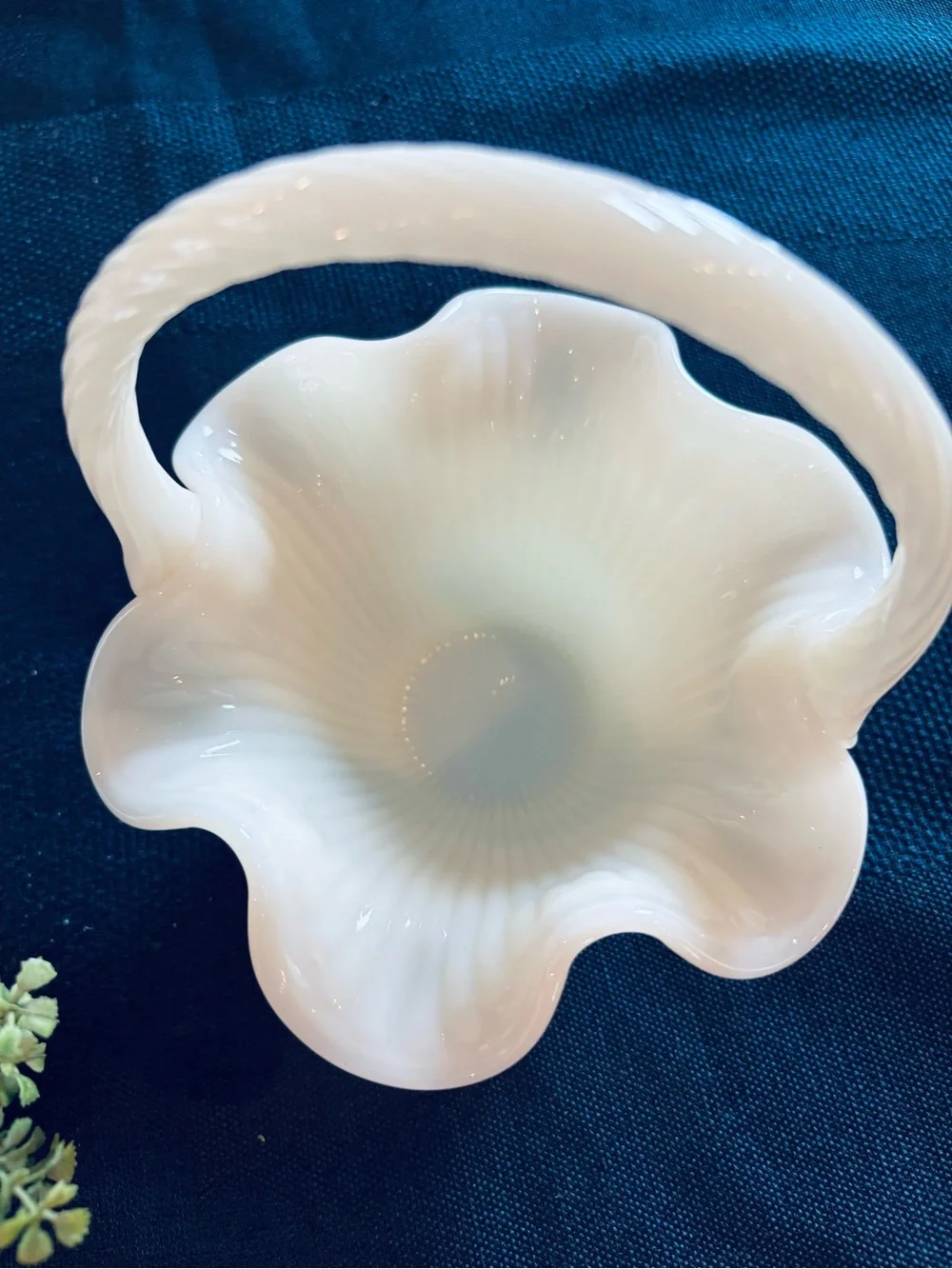 Vintage Fenton Ivory Ruffled Handle Basket Vase